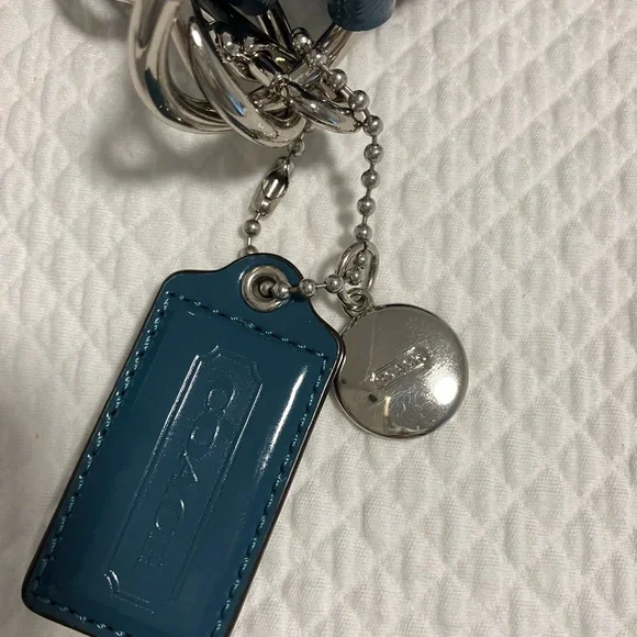 Coach Signature Handbag - Picture 6 of 6